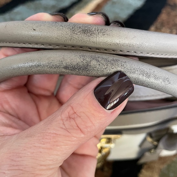 Michael Kors East West Hamilton Bag - Picture 10 of 11